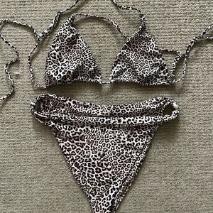 Skatie Leopard print Bikini set - like new!
